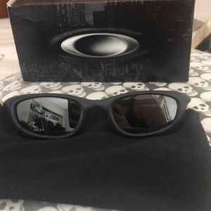 Oakley 🕶 mag four sunglasses